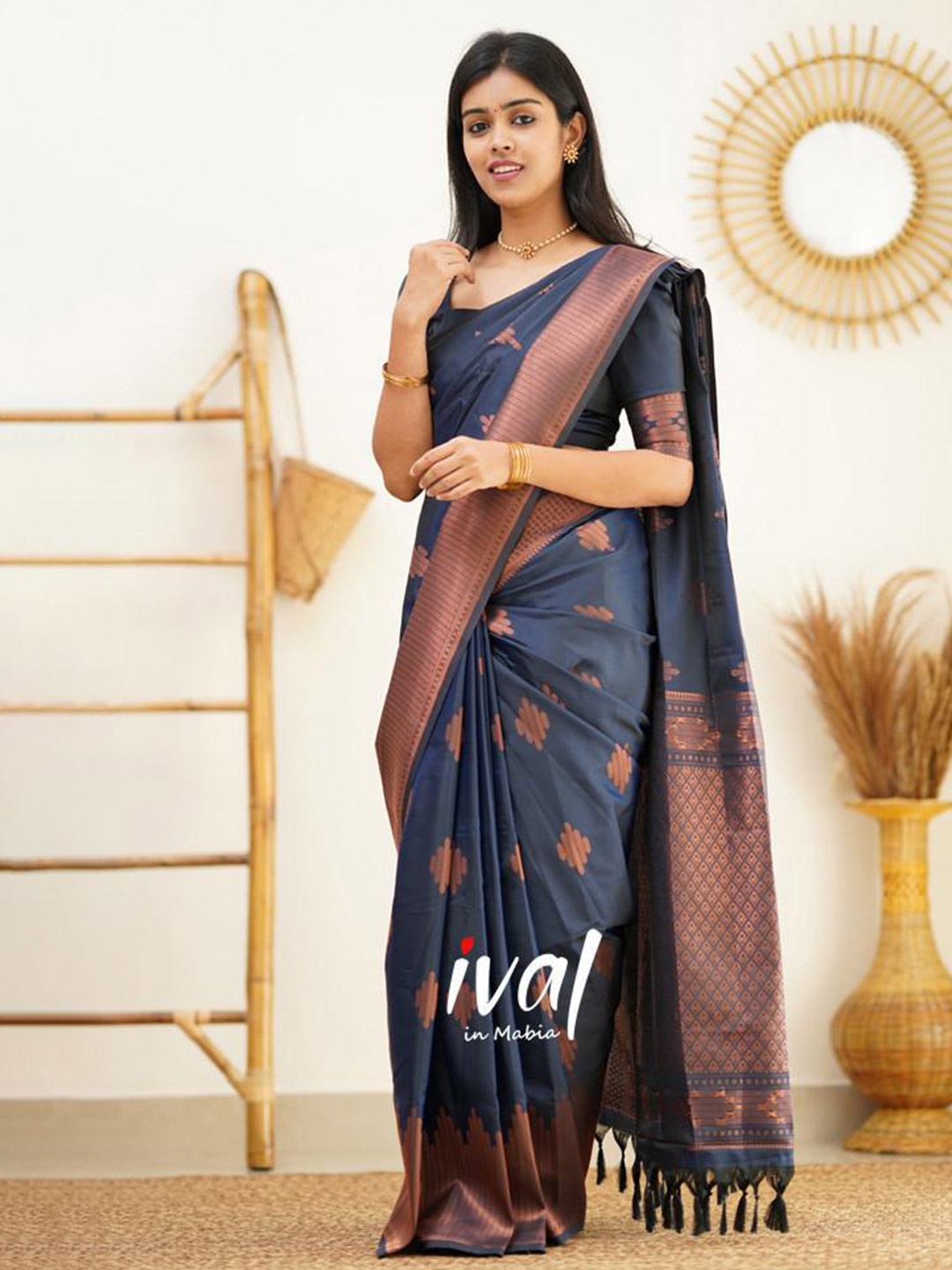 

ORUS Woven Design Zari Silk Blend Kanjeevaram Saree, Navy blue