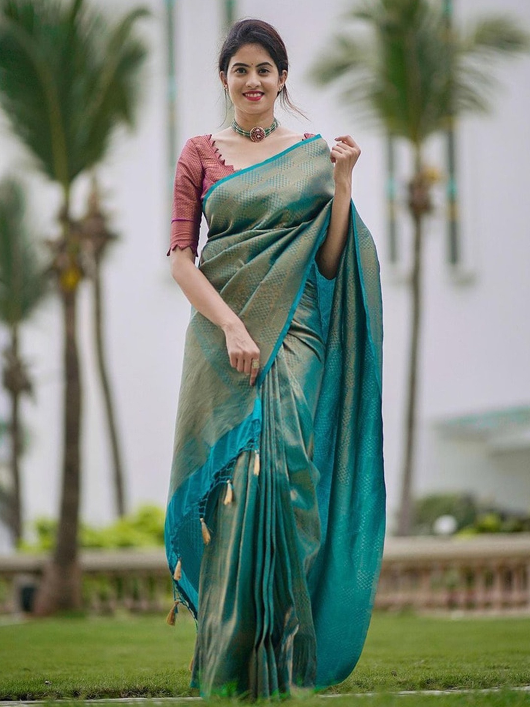 

ORUS Woven Design Zari Silk Blend Kanjeevaram Saree, Teal