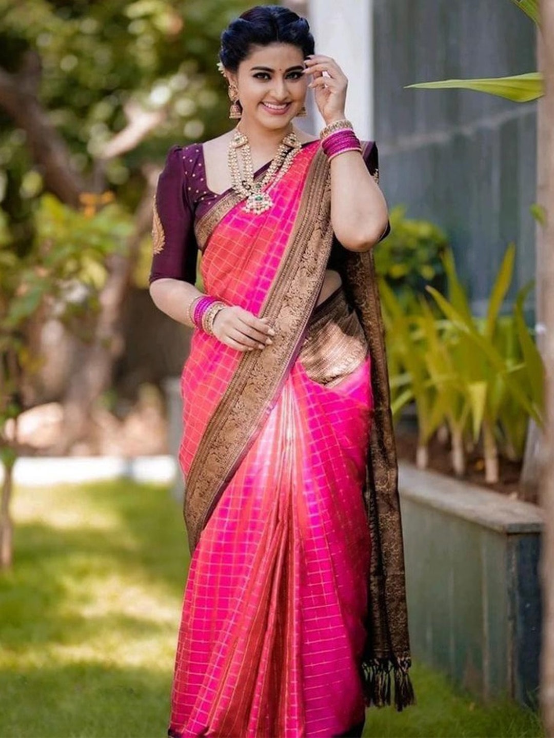 

ORUS Woven Design Zari Silk Blend Kanjeevaram Saree, Pink