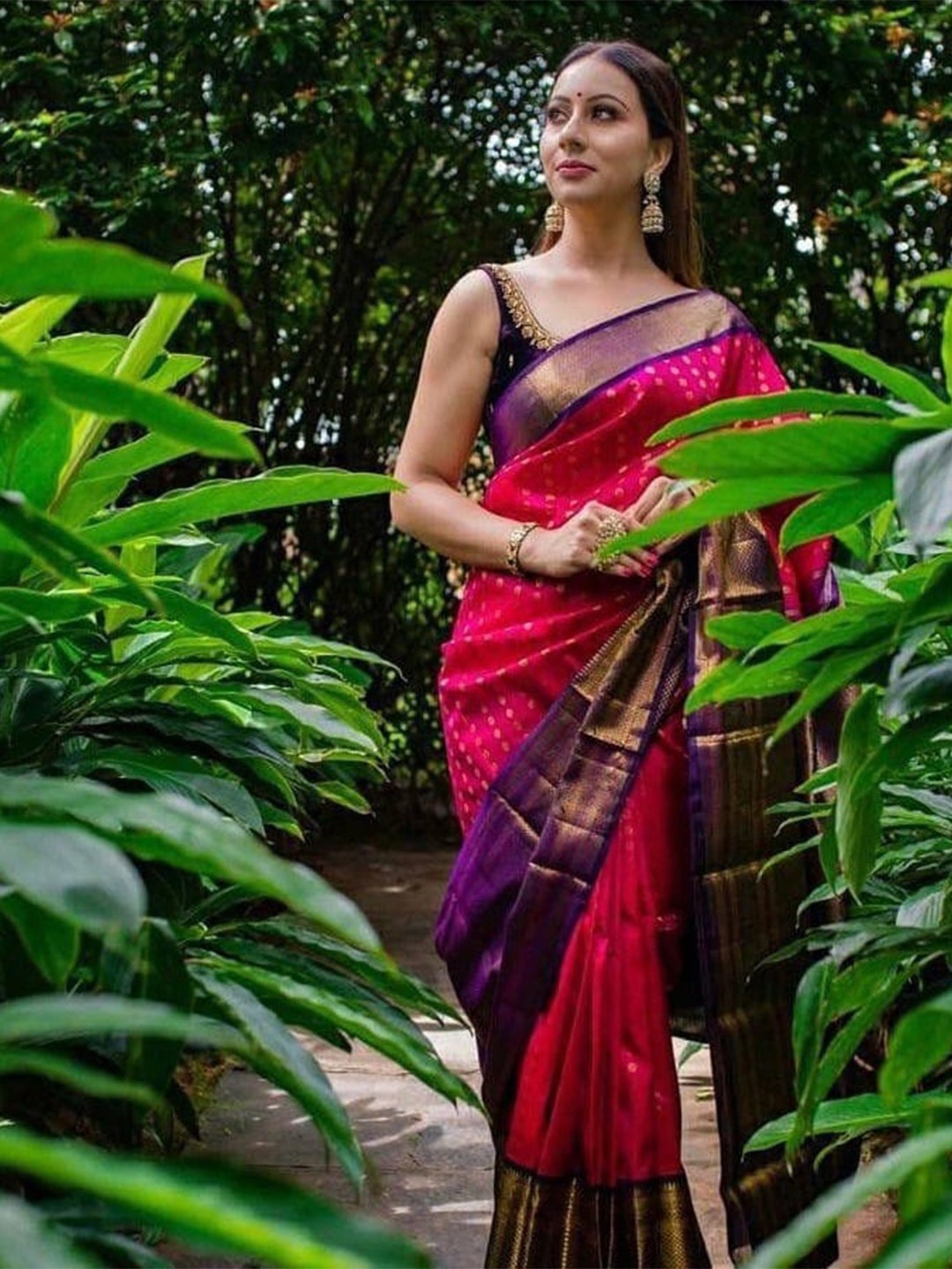 

ORUS Woven Design Zari Silk Blend Banarasi Saree, Pink