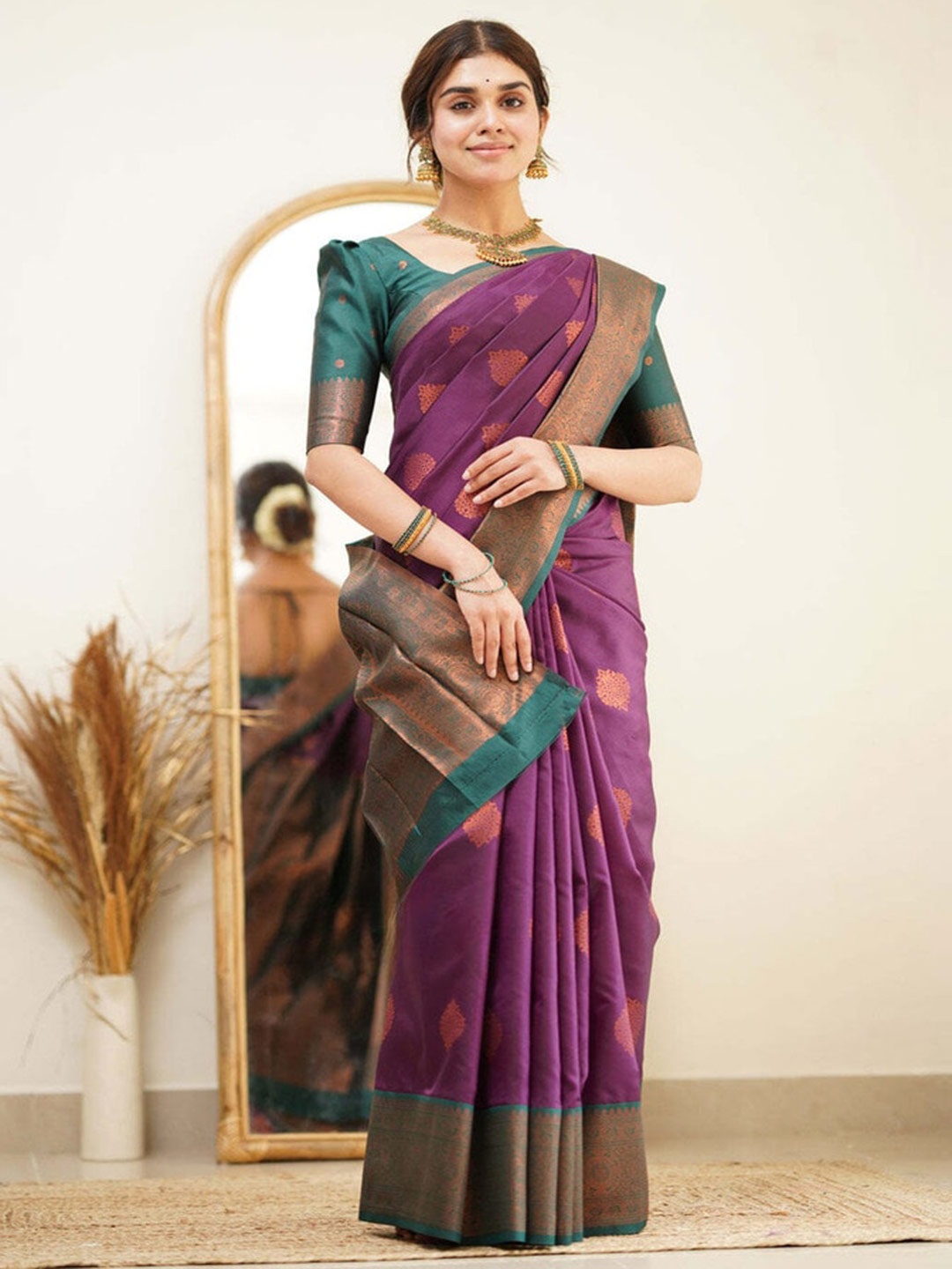 

ORUS Woven Design Zari Silk Blend Kanjeevaram Saree, Purple