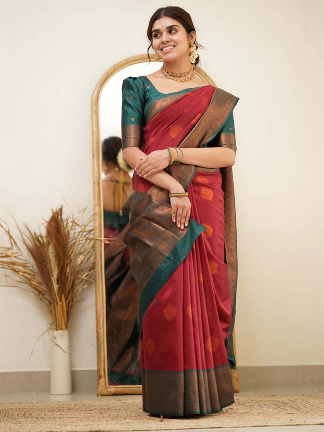 

ORUS Woven Design Zari Silk Blend Kanjeevaram Saree, Maroon
