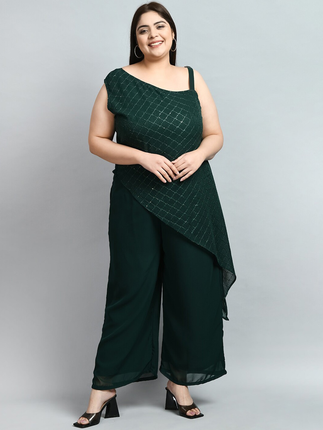

PrettyPlus by Desinoor com Women Green Embroidered Sequinned Tunic with Palazzos
