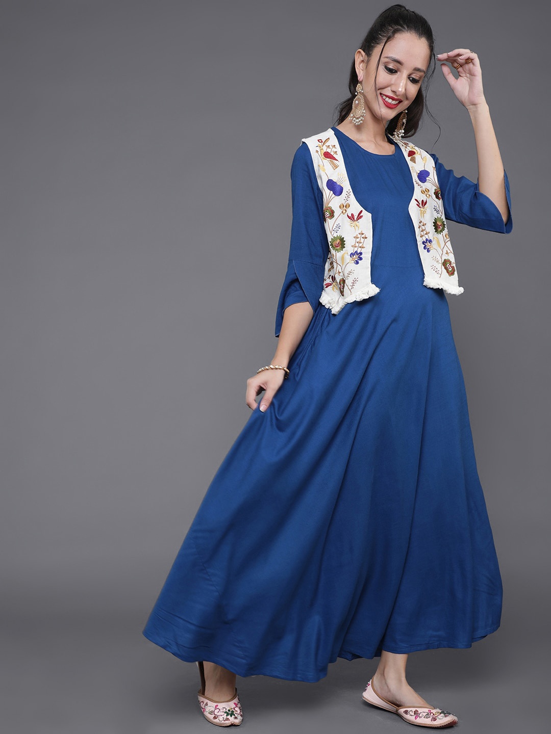 

saubhagya Bell Sleeves Maxi A-Line Dress With Jacket, Navy blue