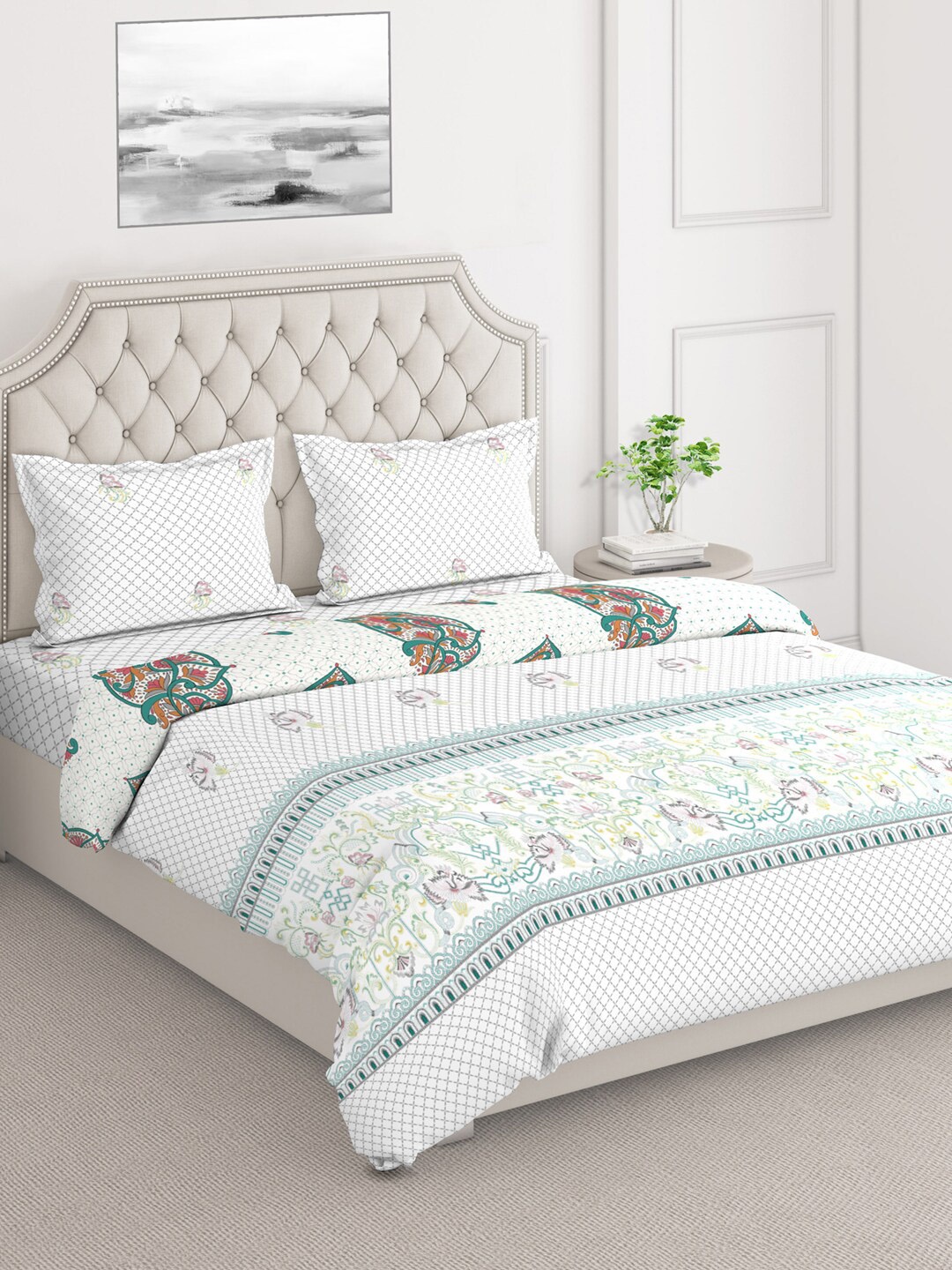 

Layers White & Grey Ethnic Motifs Printed Double King Size Bedding Set