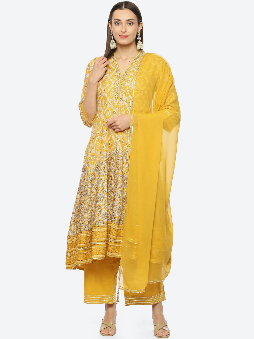 

Biba Ethnic Motifs Printed V Neck Gotta Patti Anarkali Kurta with Trousers & Dupatta, Yellow