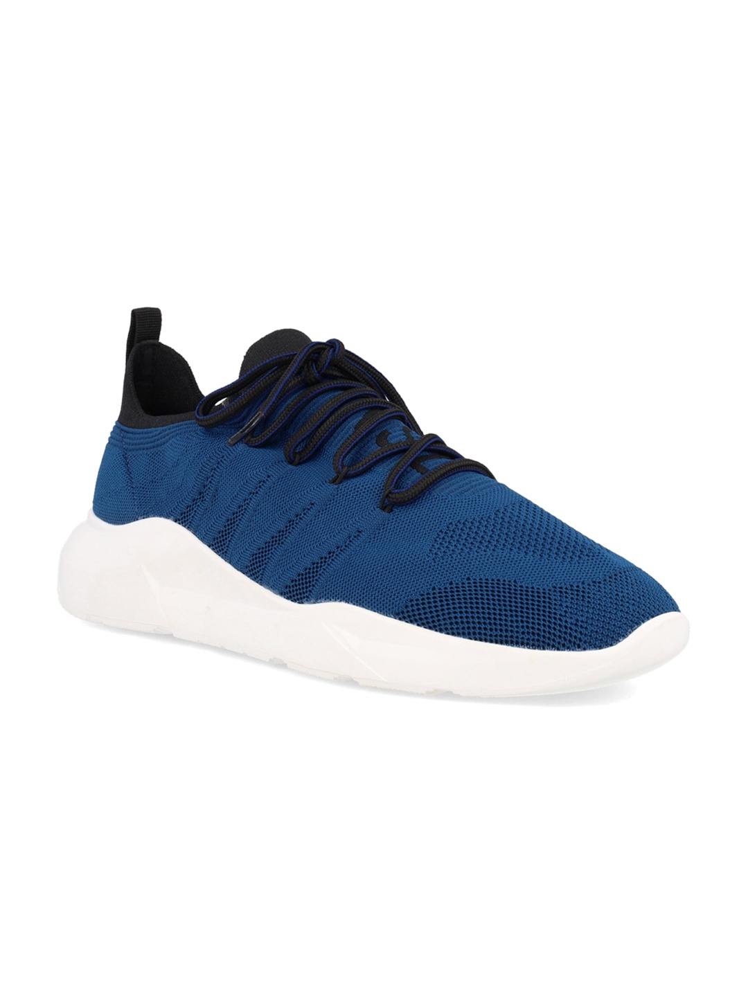 

FREESOUL Men Colourblocked Sneakers, Blue
