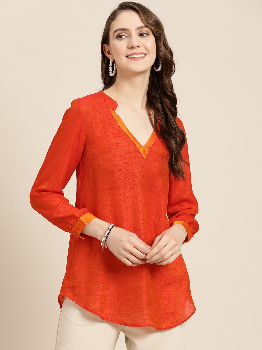 

Qurvii Mandarin Collar Longline Top, Orange