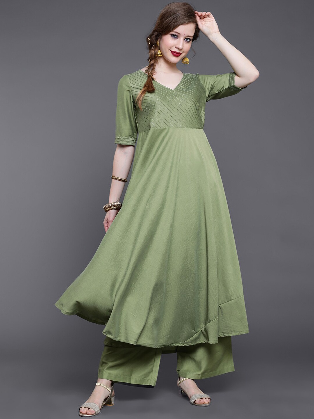 

saubhagya Women Thread Work Detail Anarkali Kurta, Green