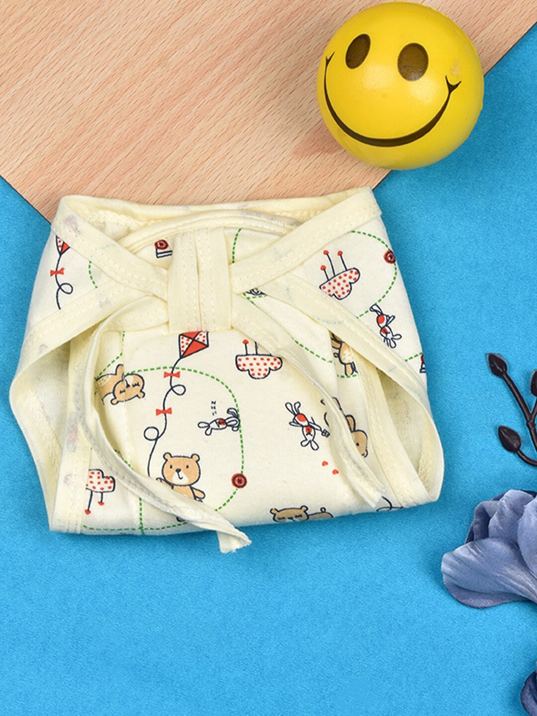 

Moms Home Infants Printed Cotton Cushioned Nappy, Beige