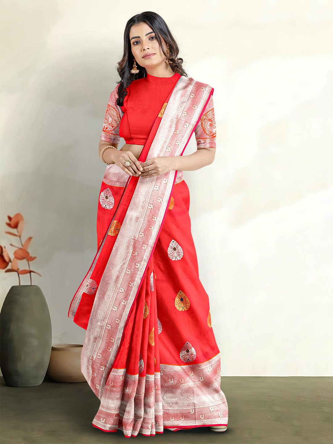 

Kalamandir Woven Design Zari Saree, Pink
