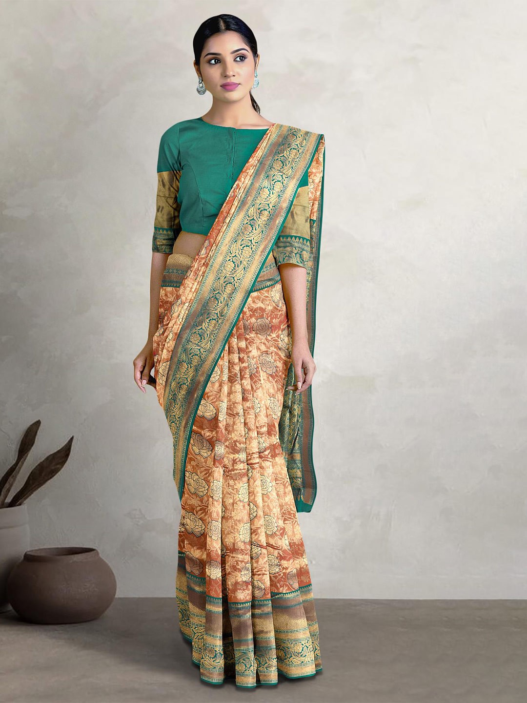 

Kalamandir Woven Design Zari Tissue Saree, Beige