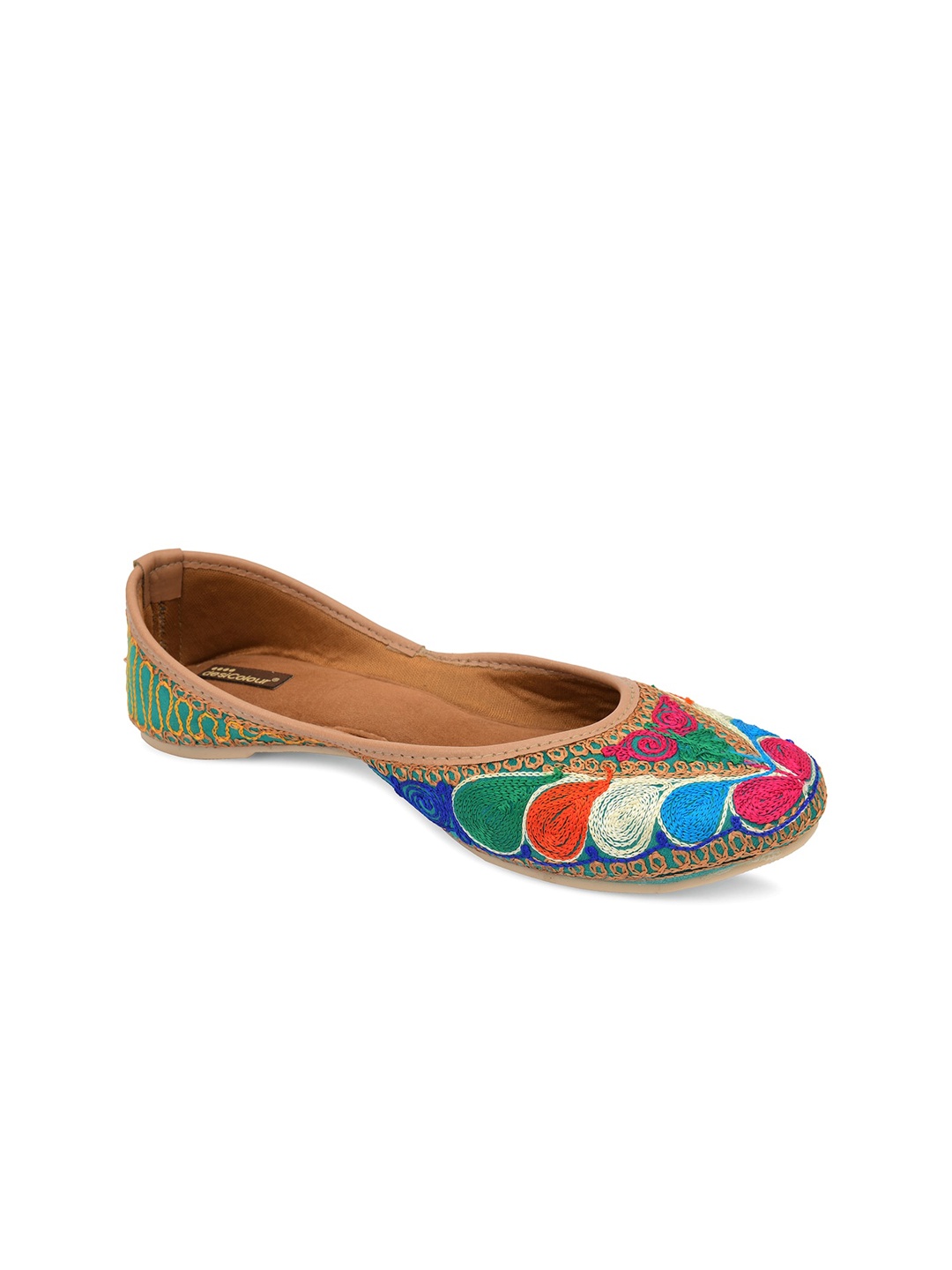 

DESI COLOUR Women Ethnic Embroidered Mojaris, Red