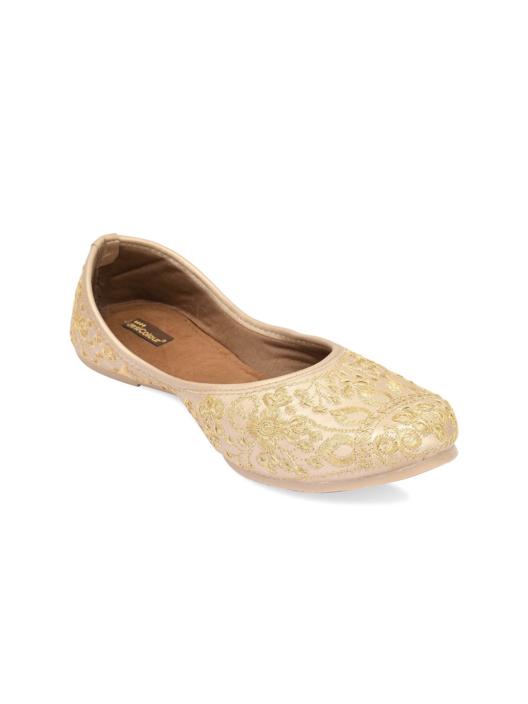 

DESI COLOUR Women Embroidered Ethnic Mojaris, Gold