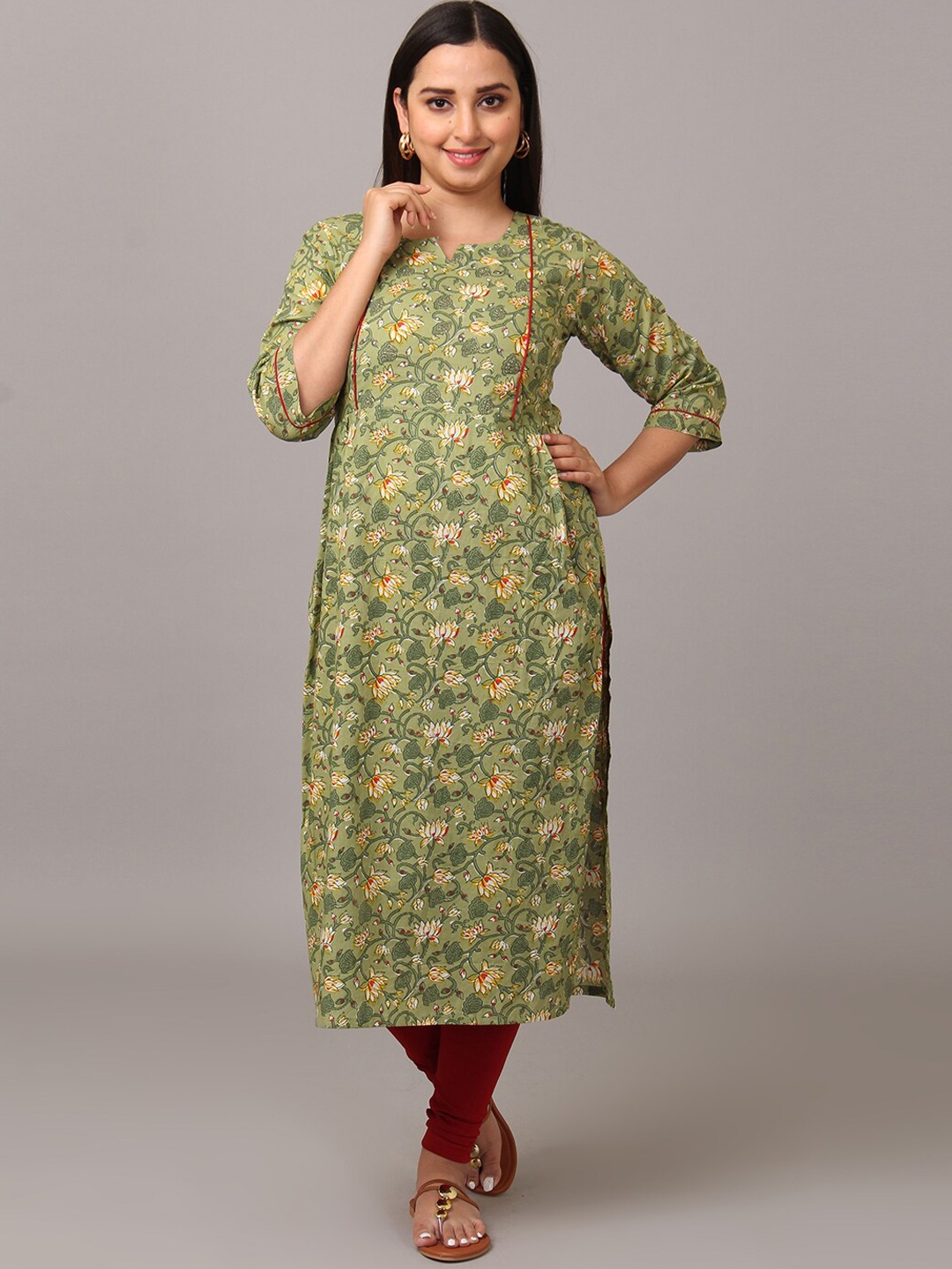 

NAYRA Women Floral Printed Cotton Kurta, Green