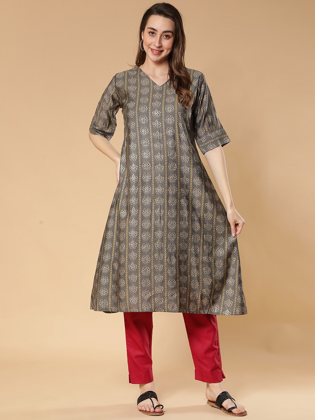 

Fabclub Women Ethnic Motifs Flared Sleeves Modal Kurta, Grey