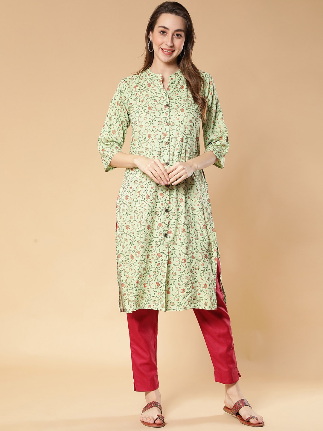 

Fabclub Floral Printed Keyhole Neck Mandarin Collar Straight Kurta, Lime green
