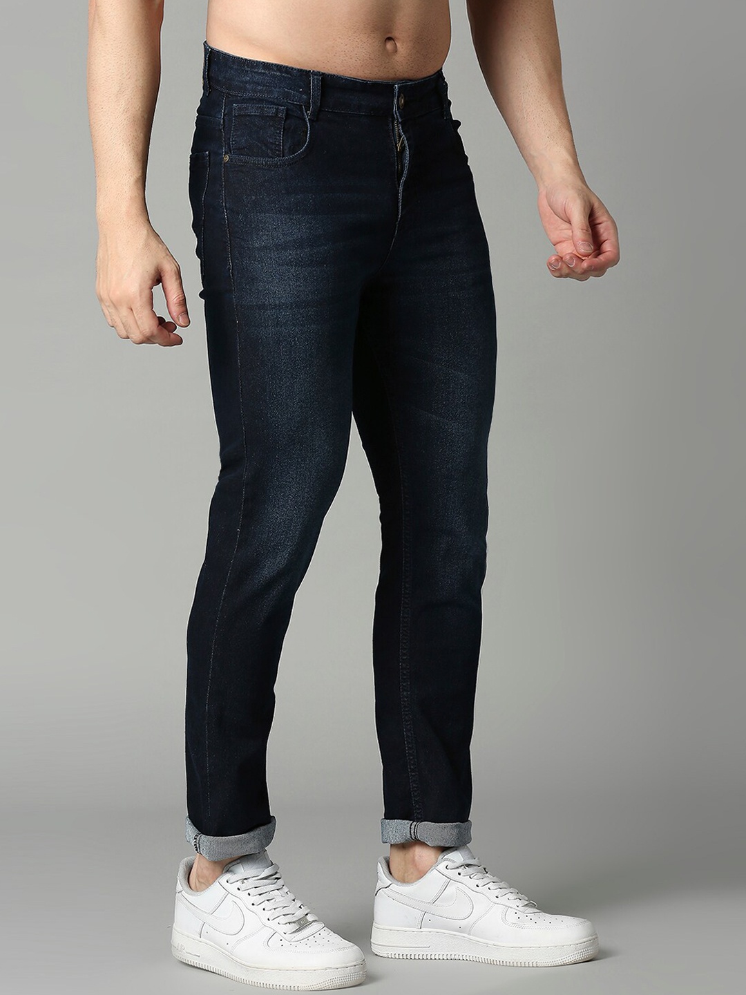 

Roadster Men Slim-Fit Light Fade Jeans, Blue