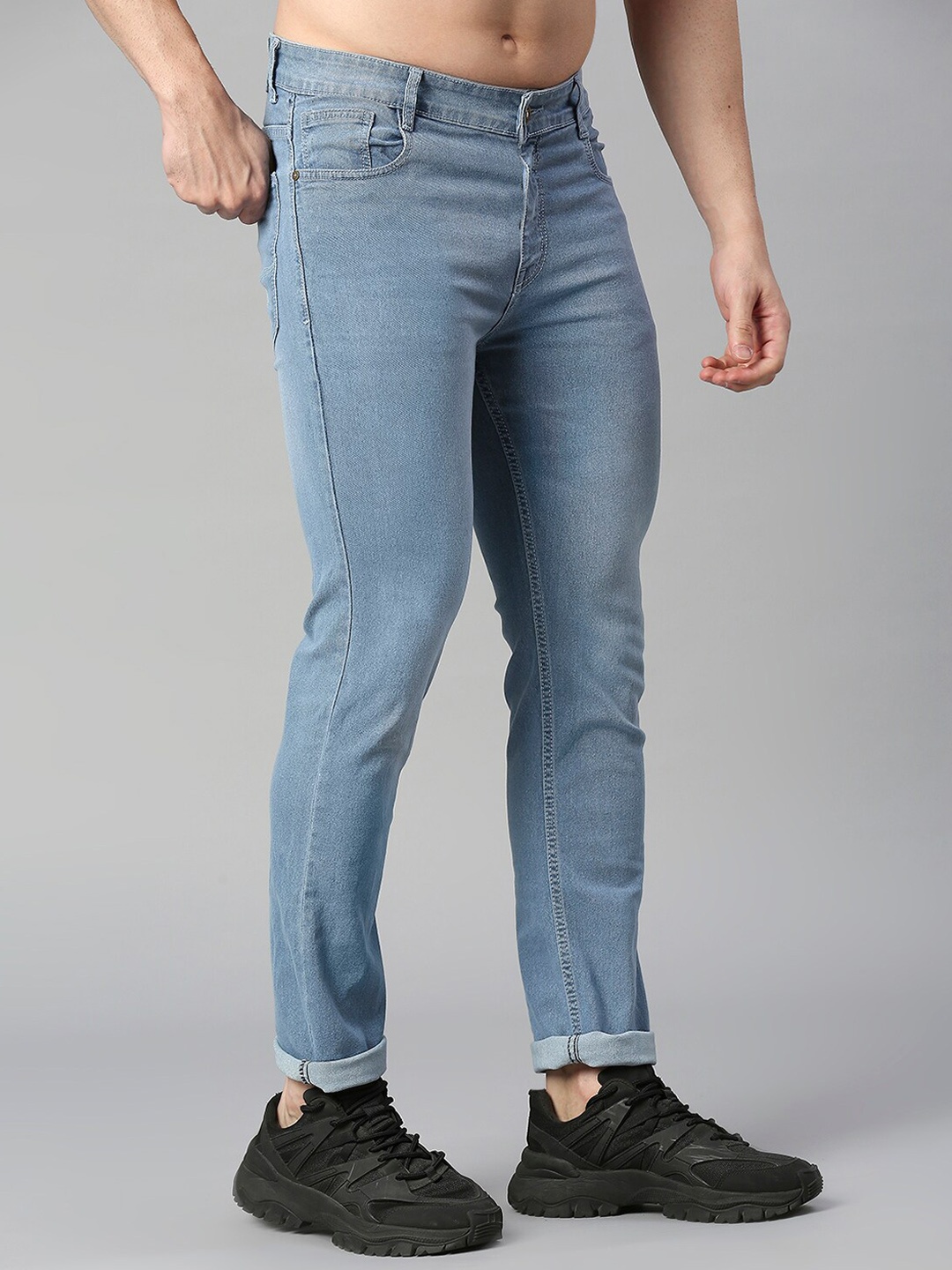 

Roadster Men Slim-Fit Light Fade Jeans, Blue