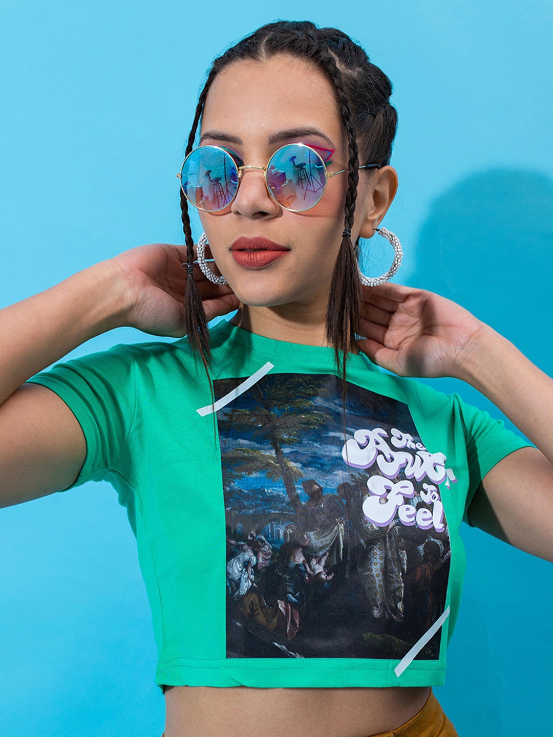 

Stylecast X Hersheinbox Green & Blue Graphic Print Pure Cotton Crop Top
