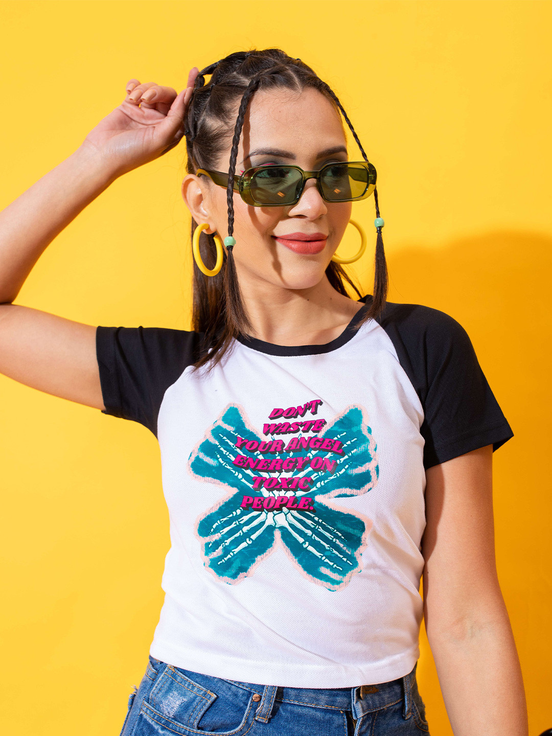 

Stylecast X Hersheinbox White, Black and Pink Raglan Sleeve Typography Print Cotton Top
