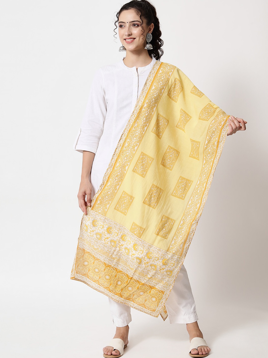 

Pankvi Floral Foil Printed Dupatta, Yellow