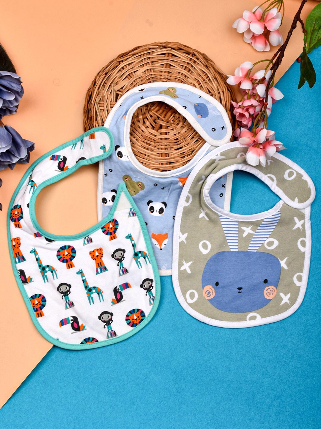 

Moms Home Kids Pack of 3 Printed Bibs, White