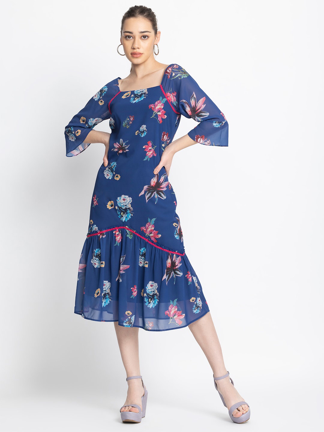 

SHAYE Square Neck Floral Printed Three-Quarter Sleeves A-Line Dress, Blue