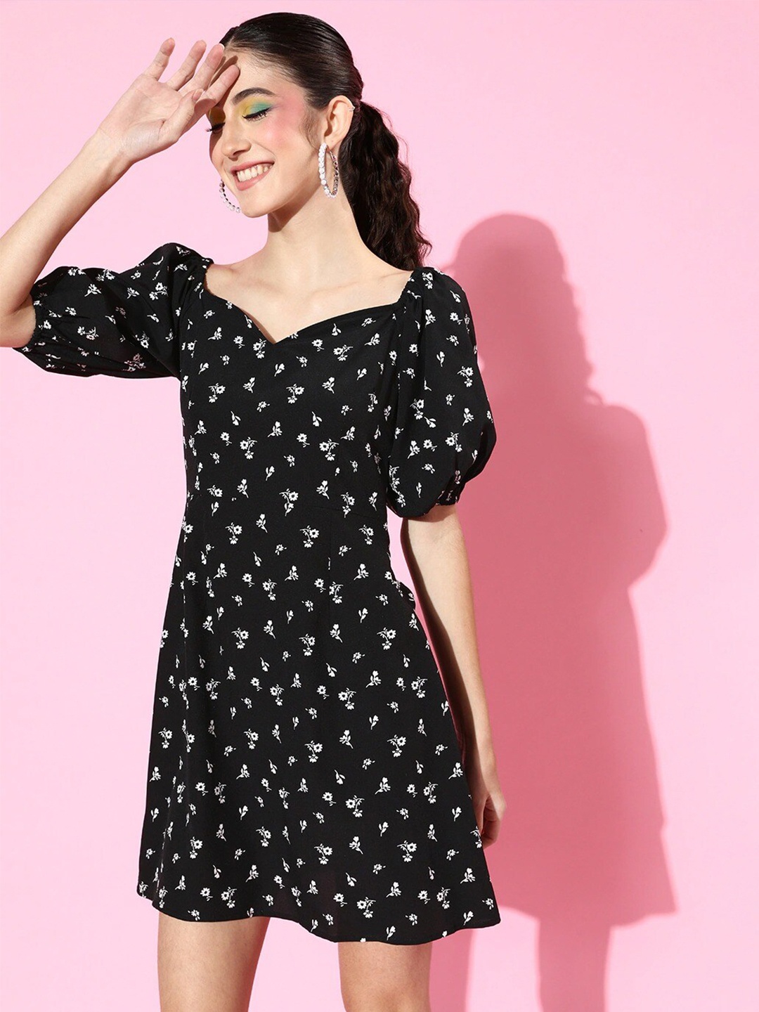 

Sera Floral Printed Sweetheart Neck Puff Sleeves Crepe A-Line Dress, Black