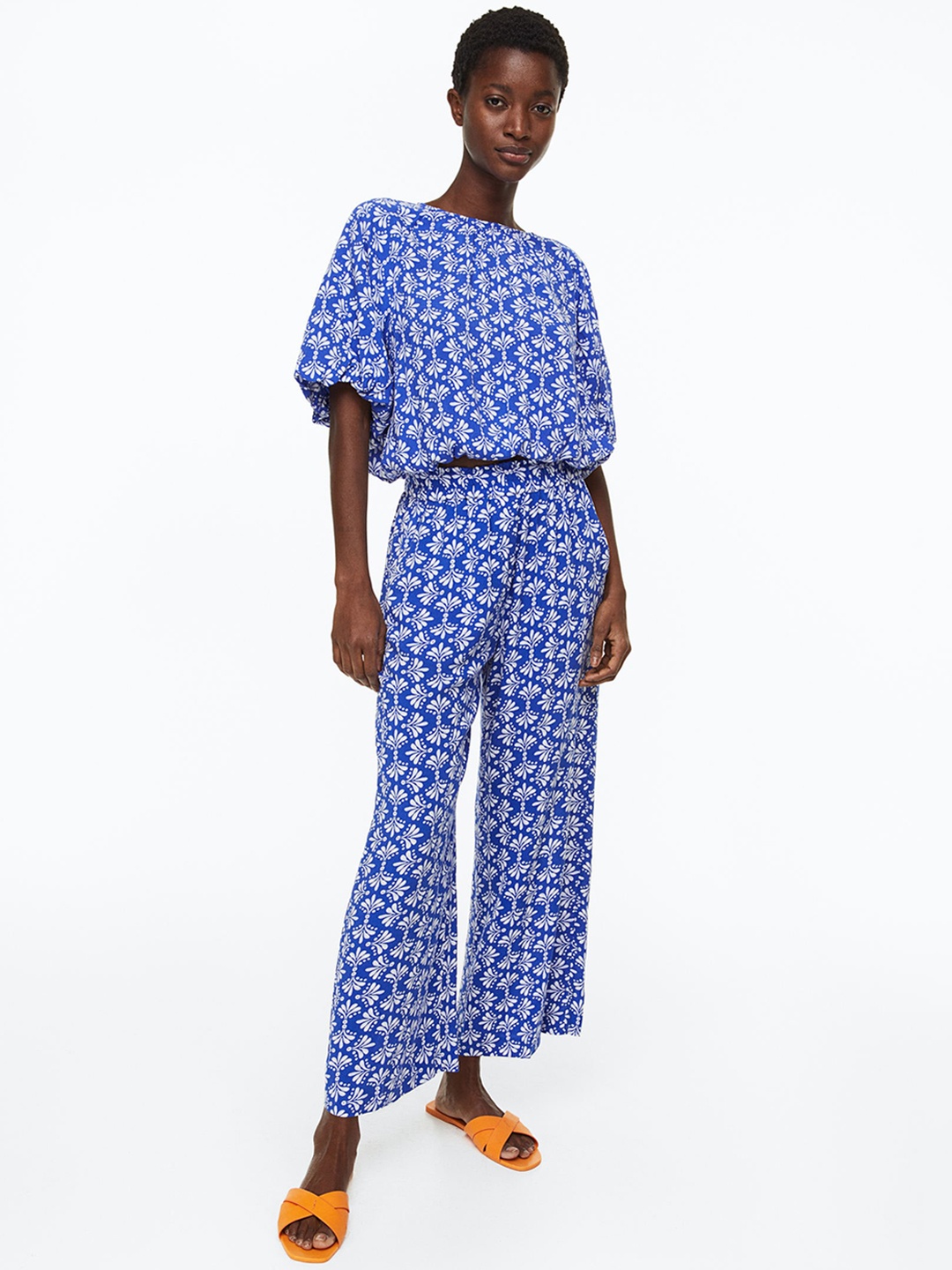 

H&M Women Straight Trousers, Blue