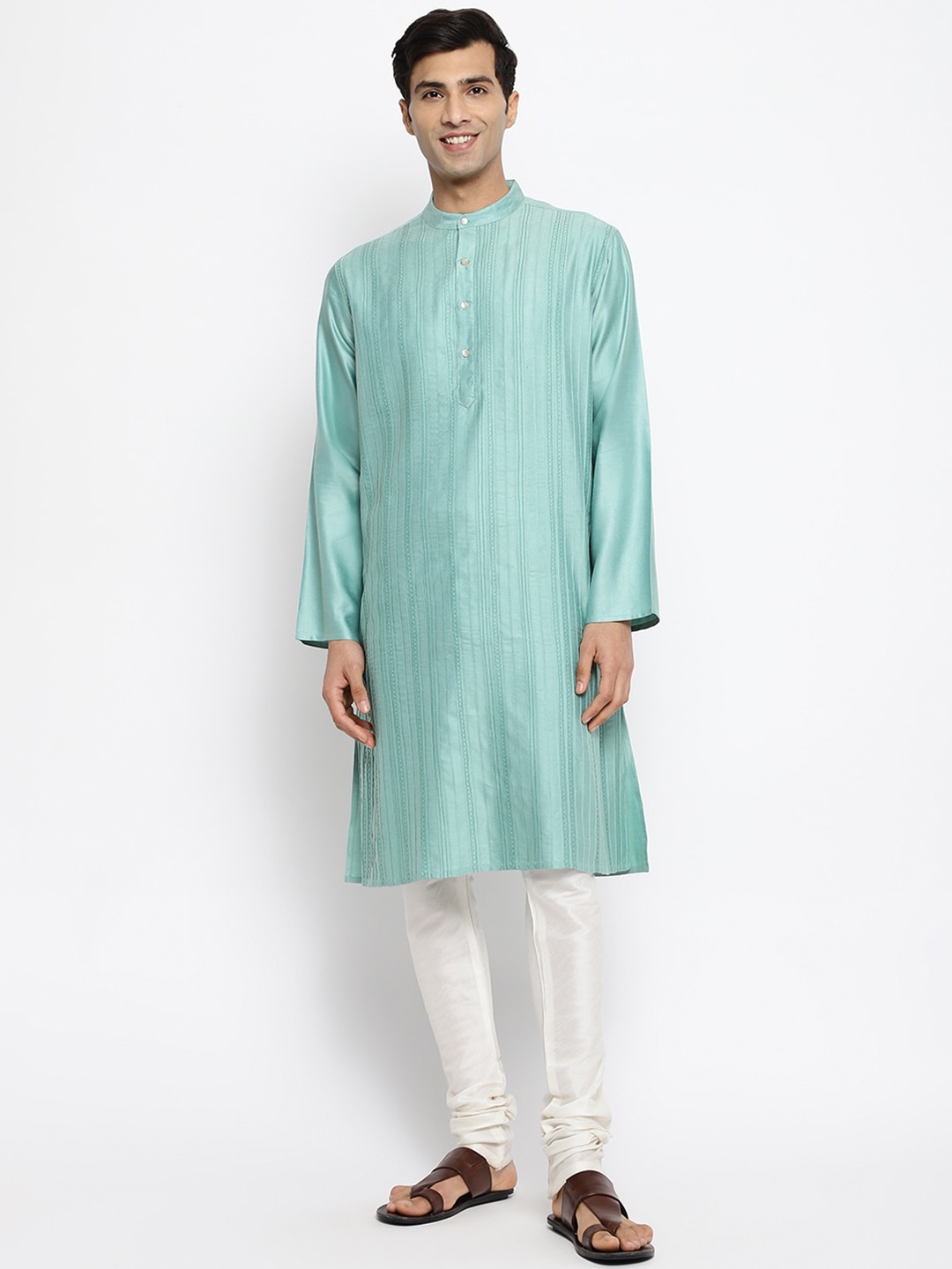 

Fabindia Striped Mandarin Collar Thread Work Kurta, Green