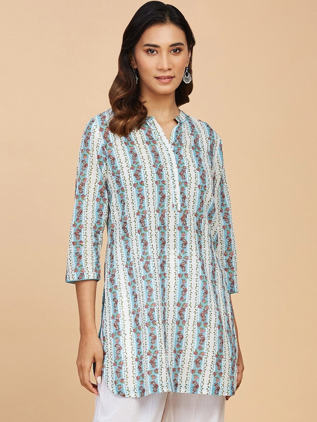 

Fabindia Floral Printed Pure Cotton Kurti, White