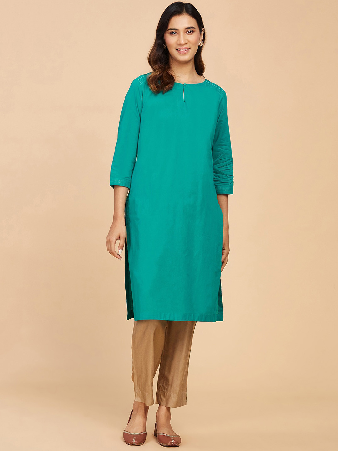 

Fabindia Women Keyhole Neck Thread Work Cotton Kurta, Turquoise blue
