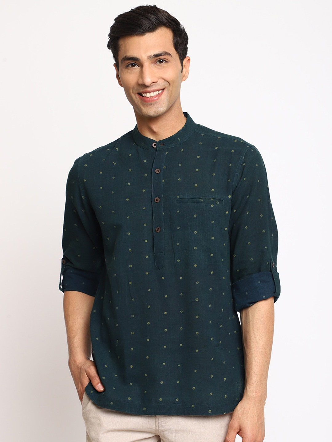 

Fabindia Micro Ditsy Printed Slim Fit Casual Cotton Shirt, Navy blue