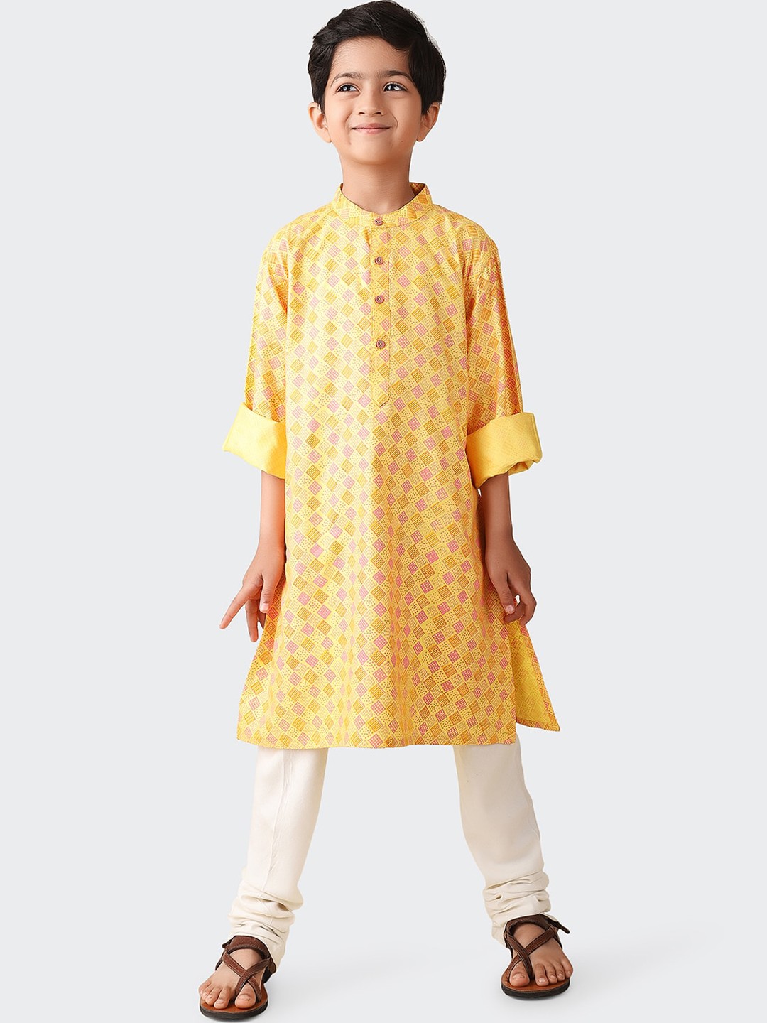 

Fabindia Boys Geometric Printed Kurta, Yellow