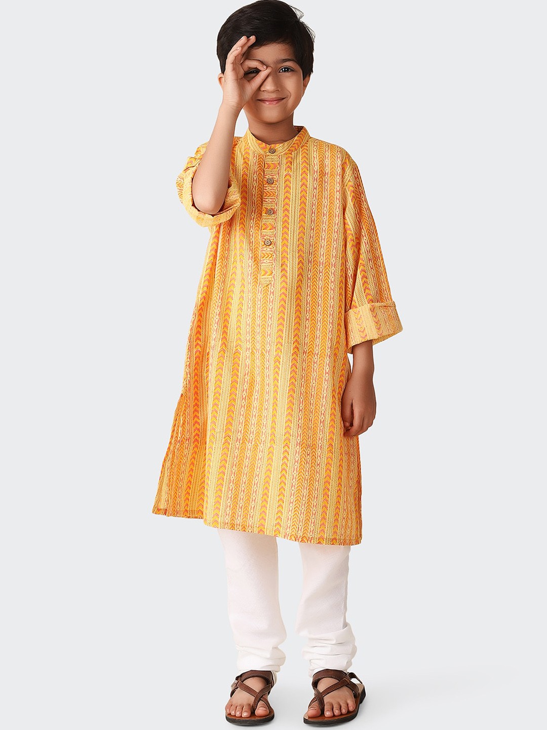 

Fabindia Boys Geometric Printed Mandarin Collar Pure Cotton Kurta, Yellow