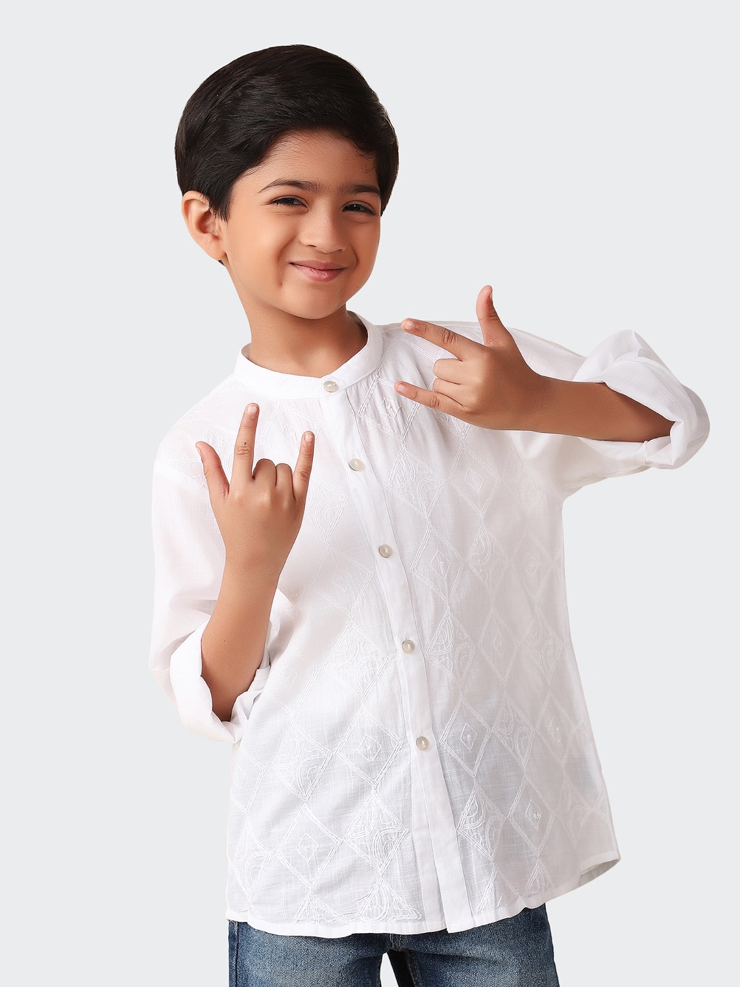 

Fabindia Boys Embroidered Cotton Casual Shirt, White