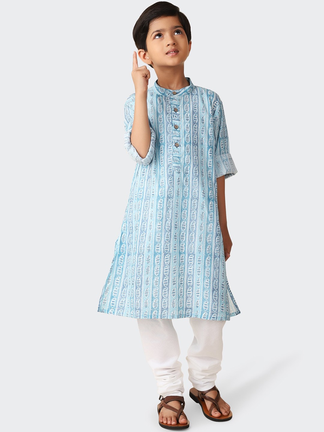 

Fabindia Boys Ethnic Motif Striped Cotton Kurta, Blue