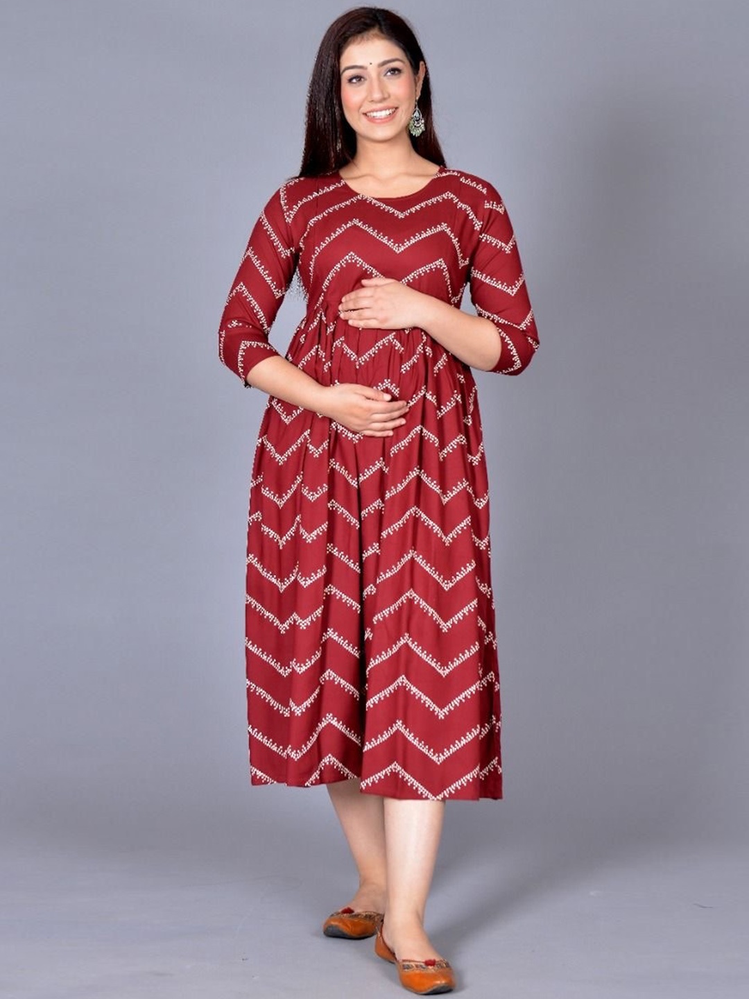 

ROOPWATI FASHION Round Neck Striped Maternity Anarkali Kurta, Maroon