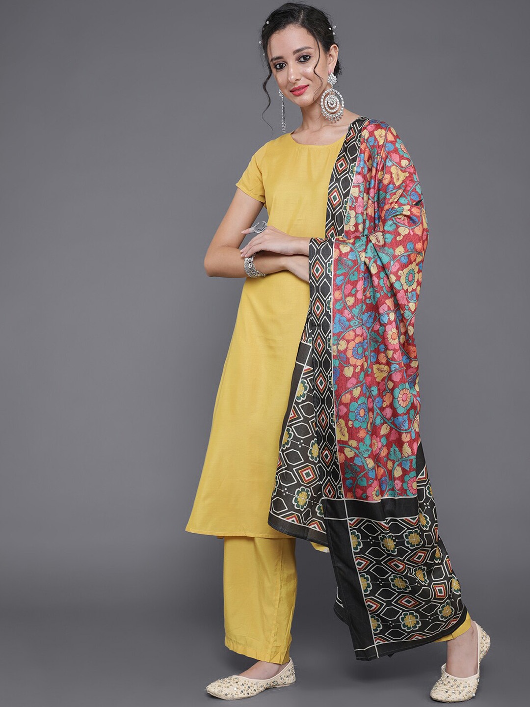 

saubhagya Round Neck A-Line Kurta with Palazzos & Dupatta, Mustard