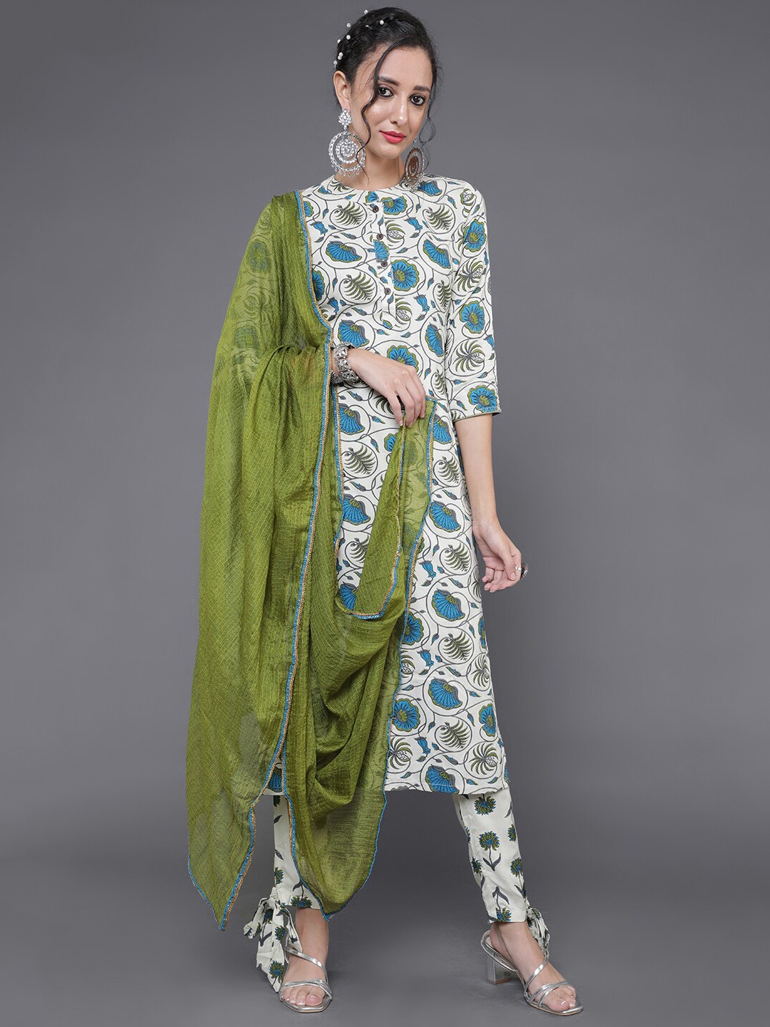 

saubhagya Floral Printed Kurta with Trousers & Dupatta, Cream