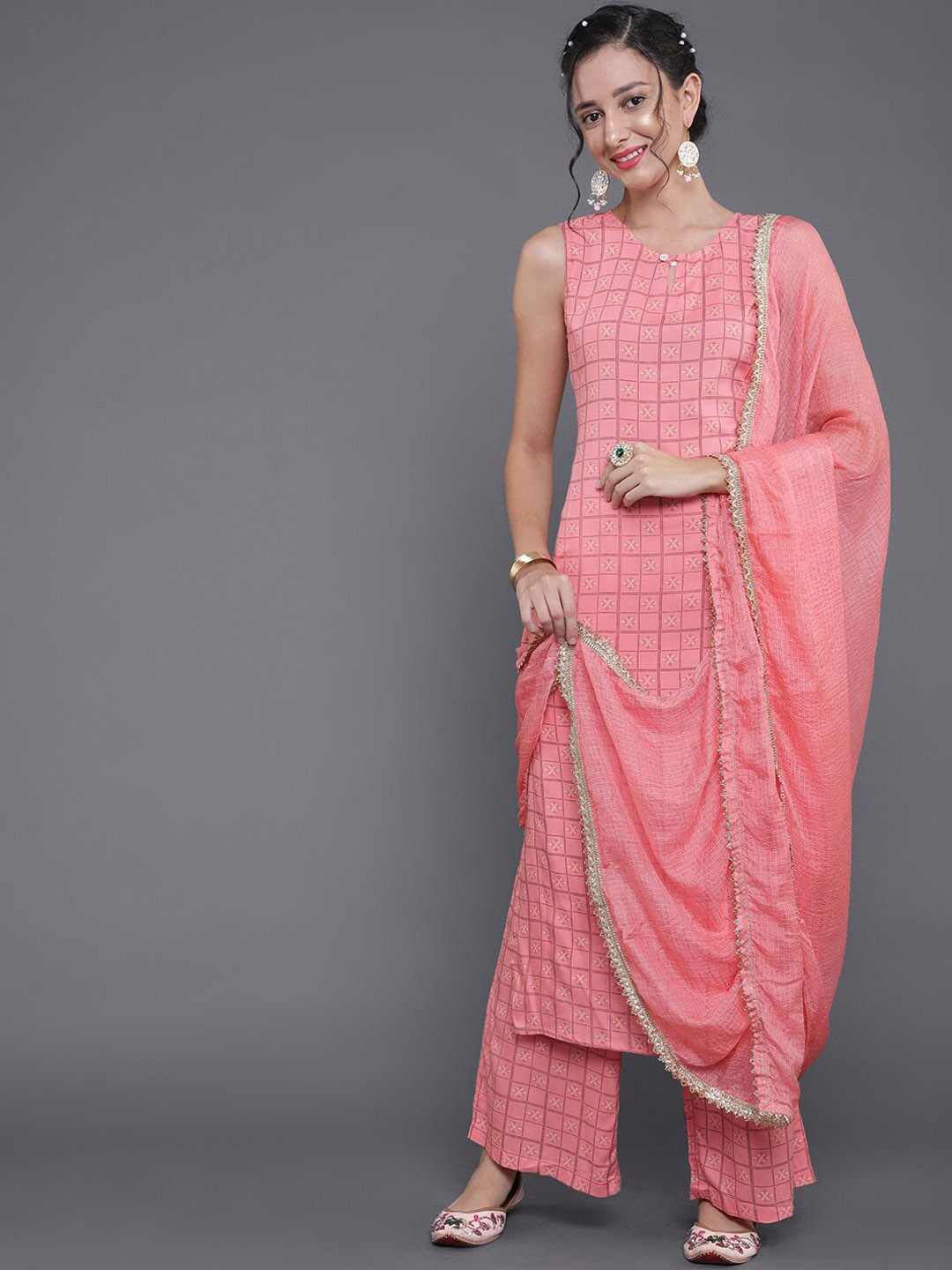 

saubhagya Keyhole Neck Checked Kurta with Palazzos & Dupatta, Peach