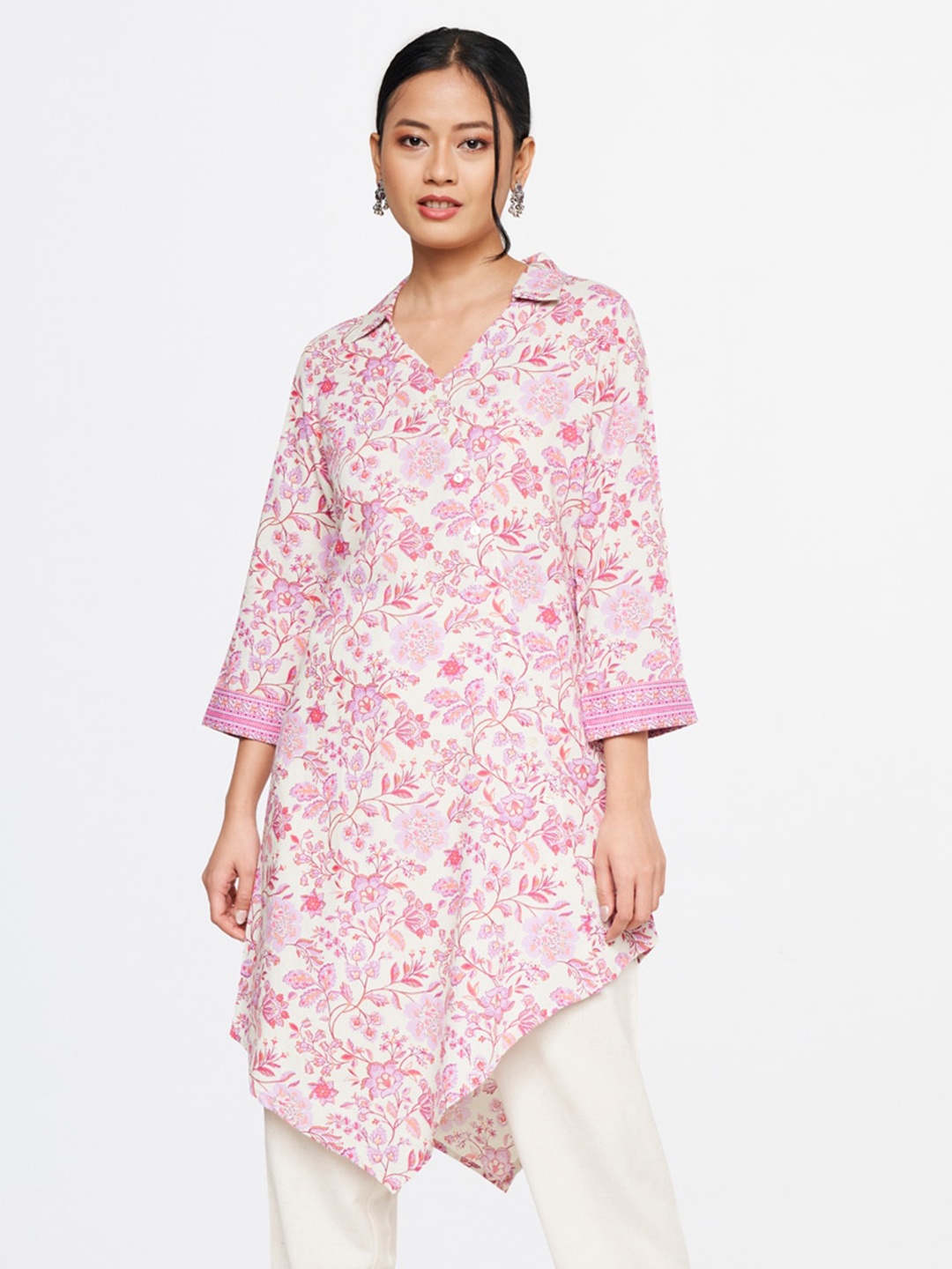 

Global Desi Shirt Collar Floral Printed Tunic, Pink
