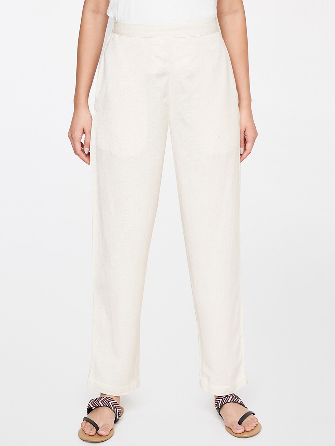

Global Desi Women Straight Fit Trousers, Off white