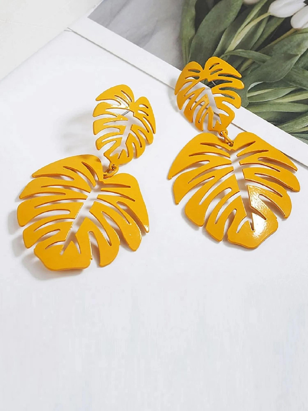 

AVANT-GARDE PARIS Leaf Shaped Drop Earrings, Yellow