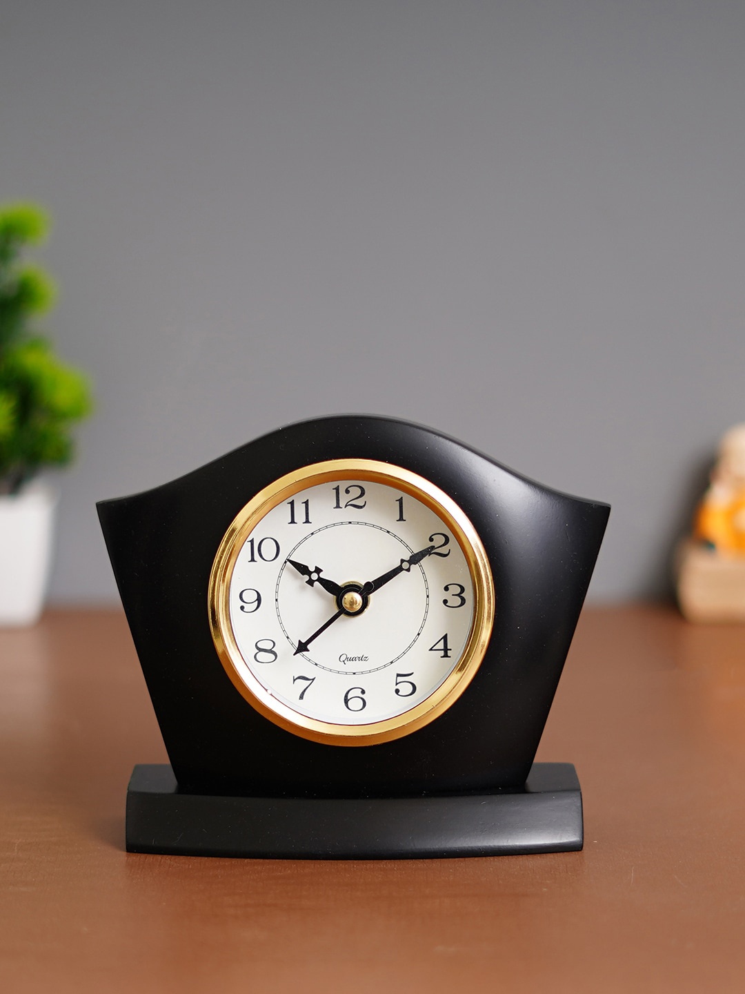 

eCraftIndia Black & White Wooden Table Analogue Table Clock