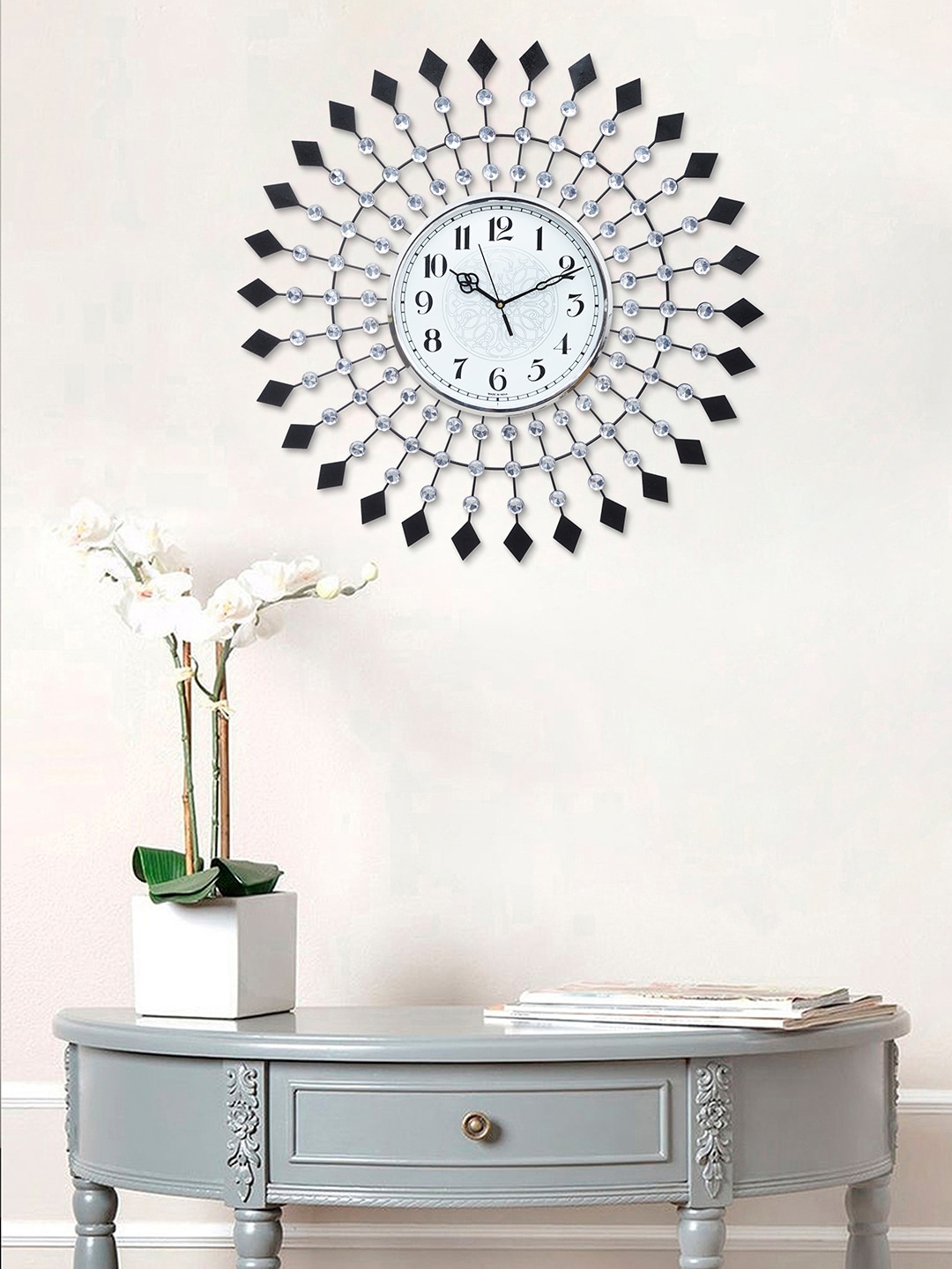 

eCraftIndia Black & White Embellished Floral Analogue Contemporary Wall Clock