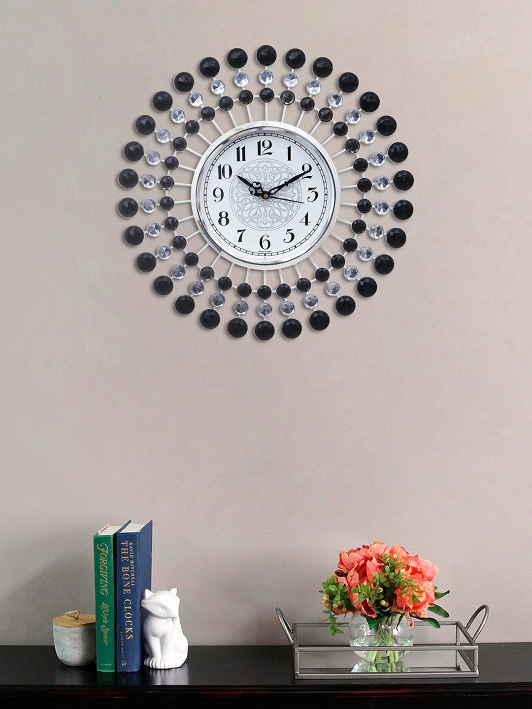 

eCraftIndia Black & White Embellished Floral Analogue Contemporary Wall Clock