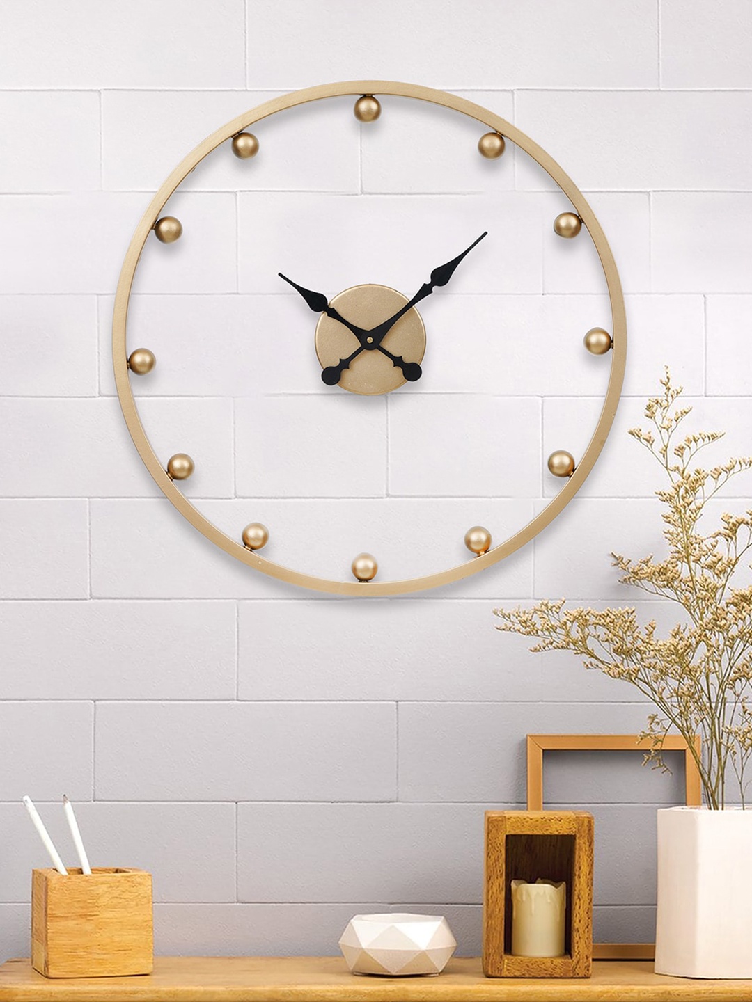 

eCraftIndia Gold-Toned & Black Round Analogue Traditional Wall Clock