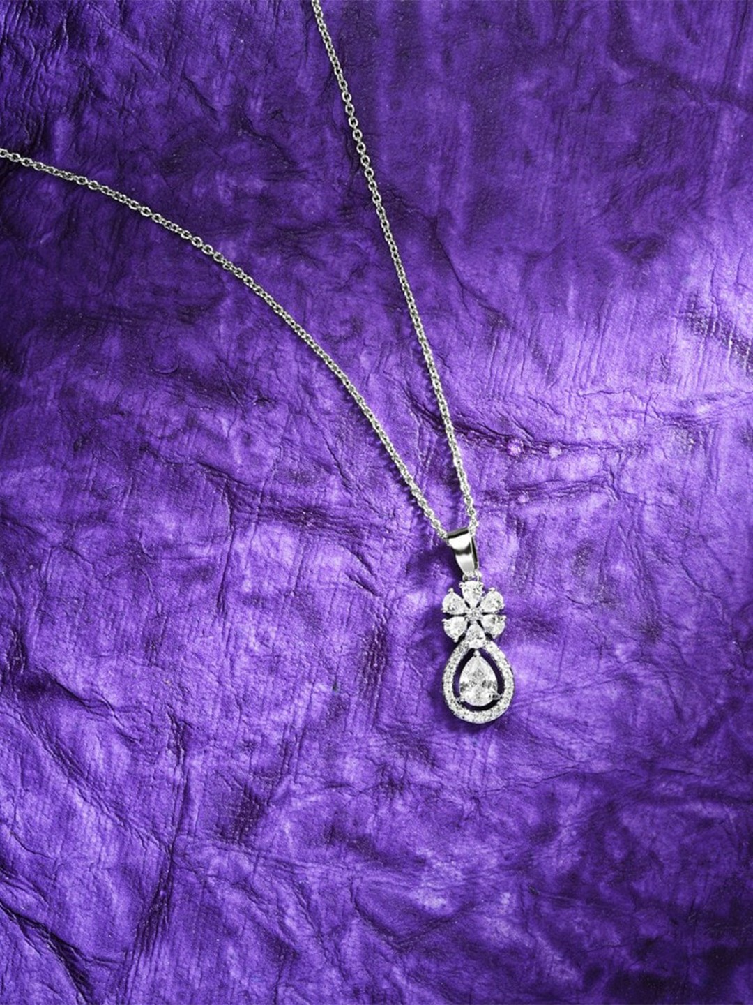 

HOT AND BOLD Brass Rhodium-Plated Oxidised Necklace, Silver